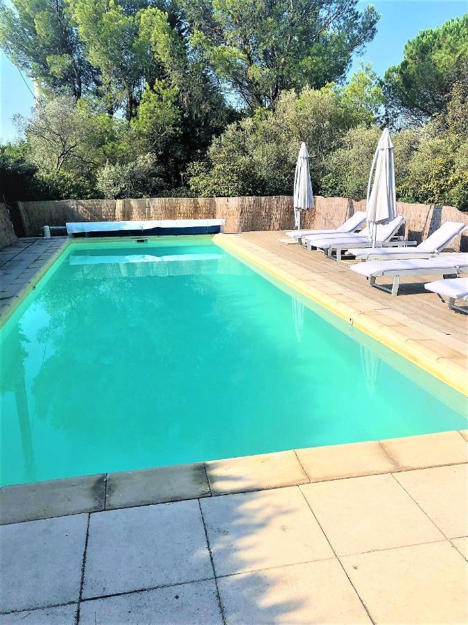 הוילה ארל Les Calades - Piscine, Parc, Parking מראה חיצוני תמונה